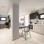 Koasis Augmented Smart Boutique Apartman