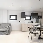 Koasis Augmented Smart Boutique Apartman Kosz