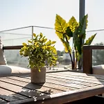 Koasis Augmented Smart Boutique Apartman Kosz