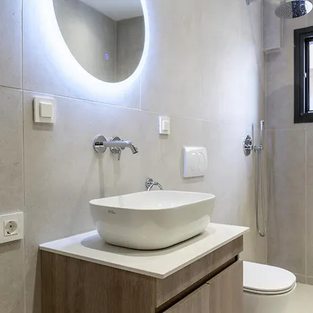 Koasis Augmented Smart Boutique Apartman