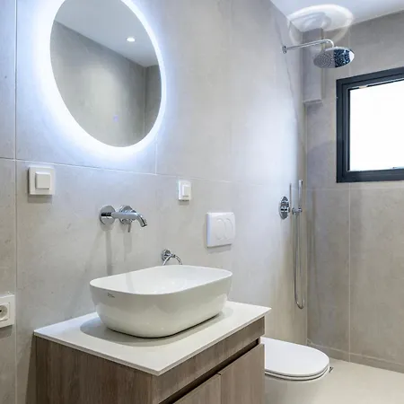 Koasis Augmented Smart Boutique Kosz